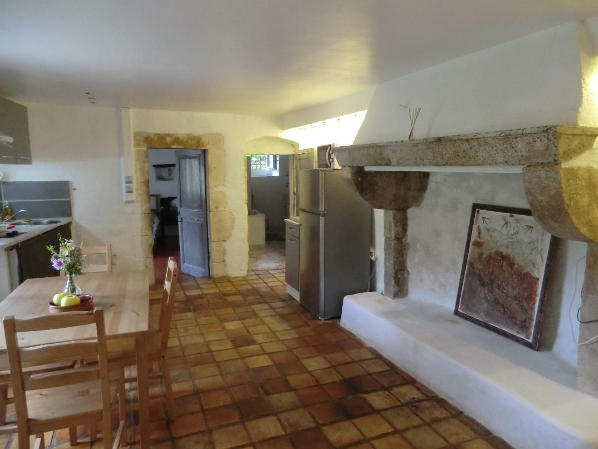 Le Montadou Saint Montan Apartment Exterior photo
